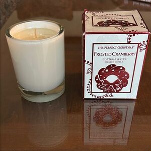 Frosted Cranberry Scented Candle - White.